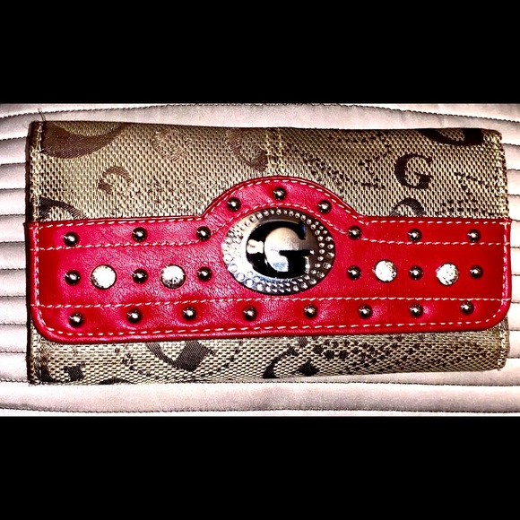Guess wallet - Picture 1 of 4